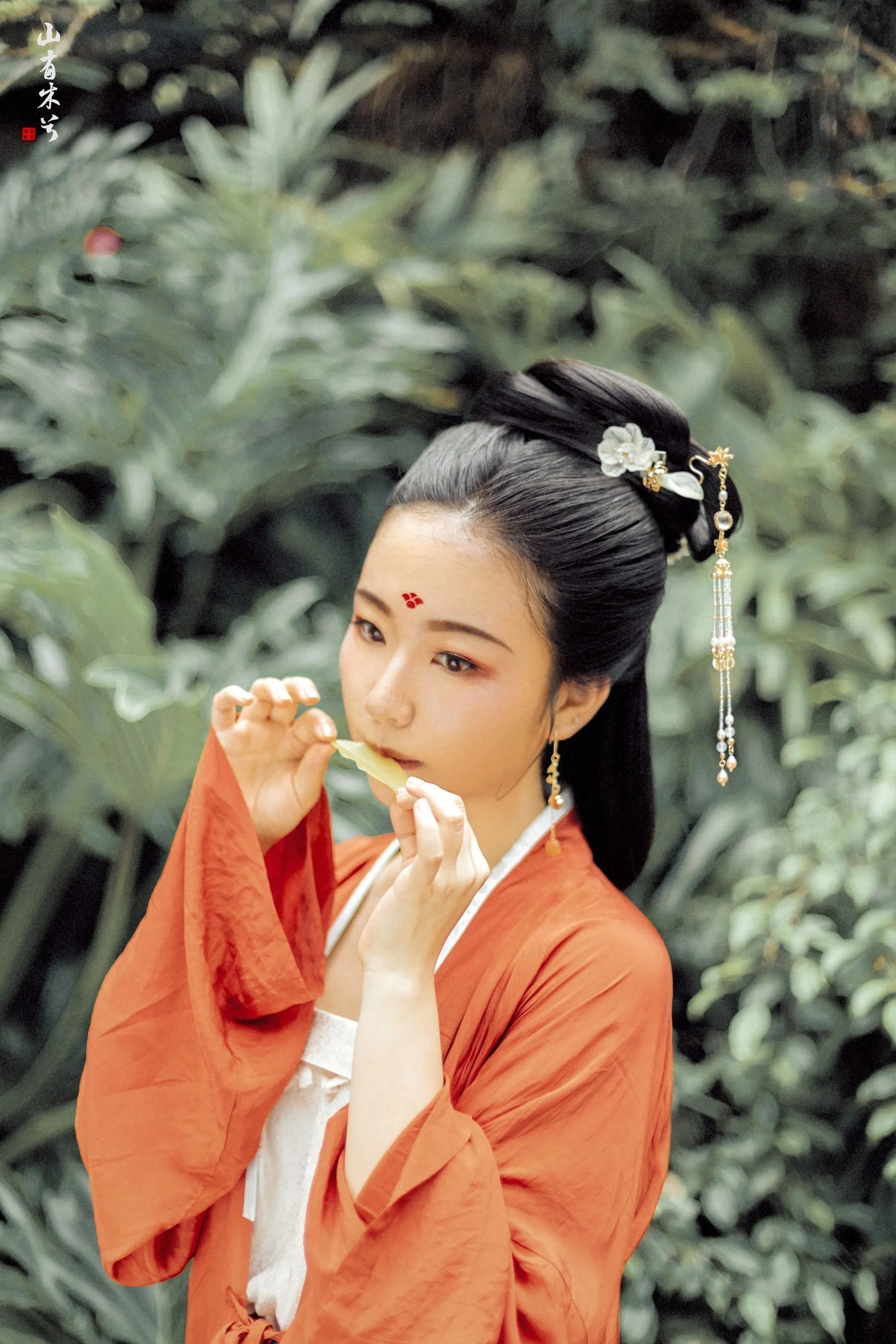 [YITUYU艺图语]2021.10.11 山有木兮 mandy [27P]插图2